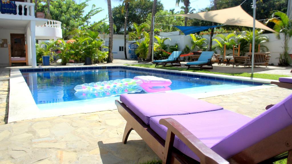 Hummingbird Cabarete Aparthotel Buitenkant foto