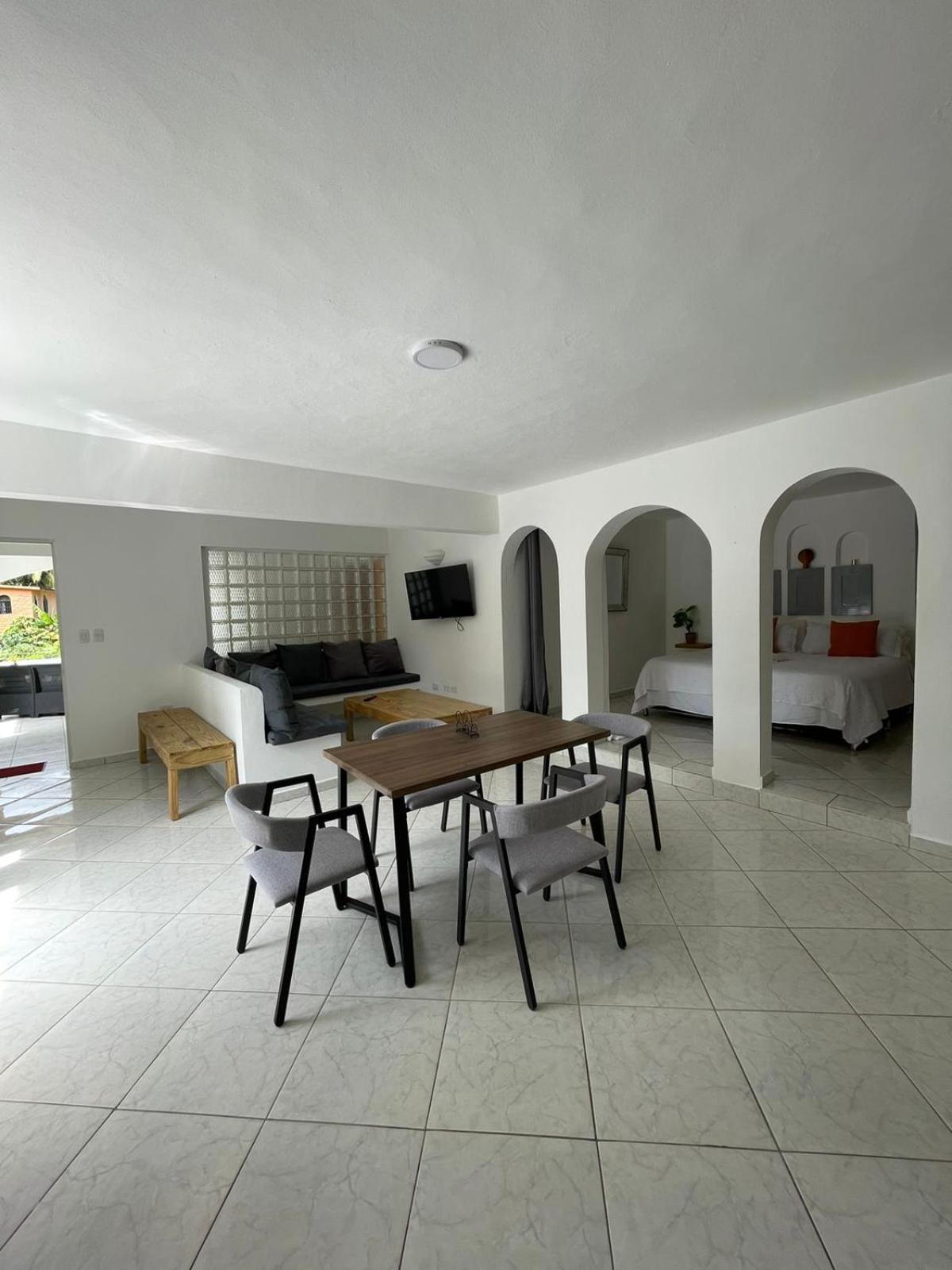 Hummingbird Cabarete Aparthotel Buitenkant foto