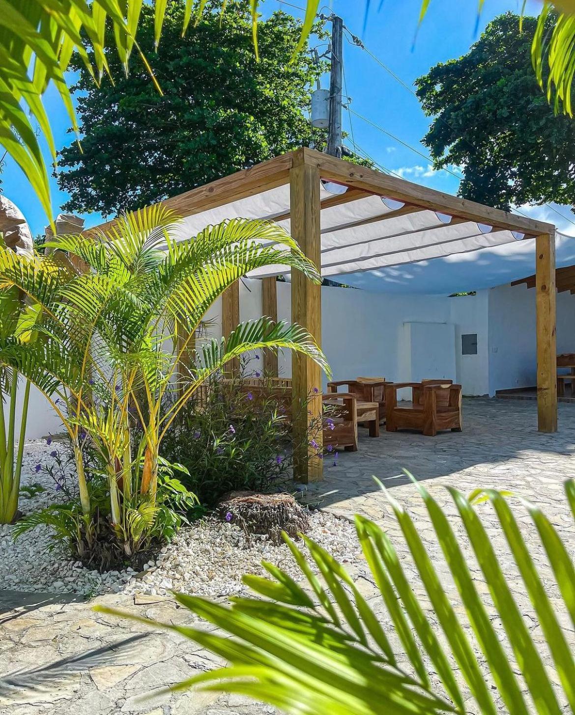 Hummingbird Cabarete Aparthotel Buitenkant foto