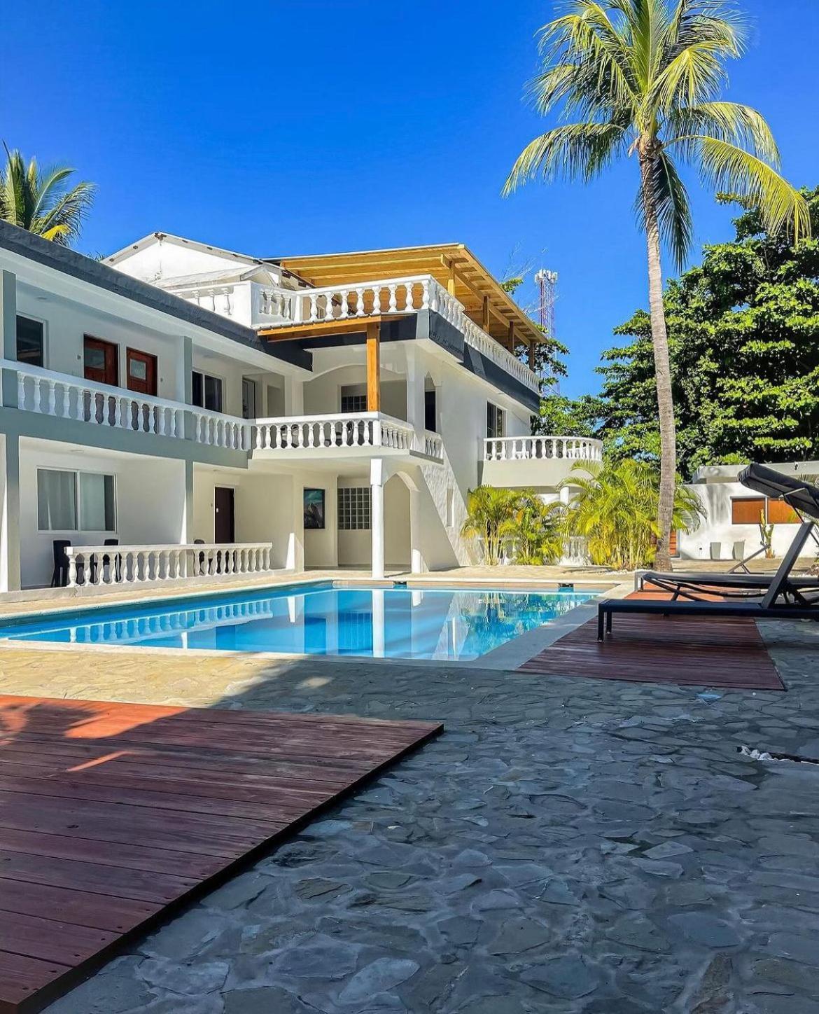 Hummingbird Cabarete Aparthotel Buitenkant foto