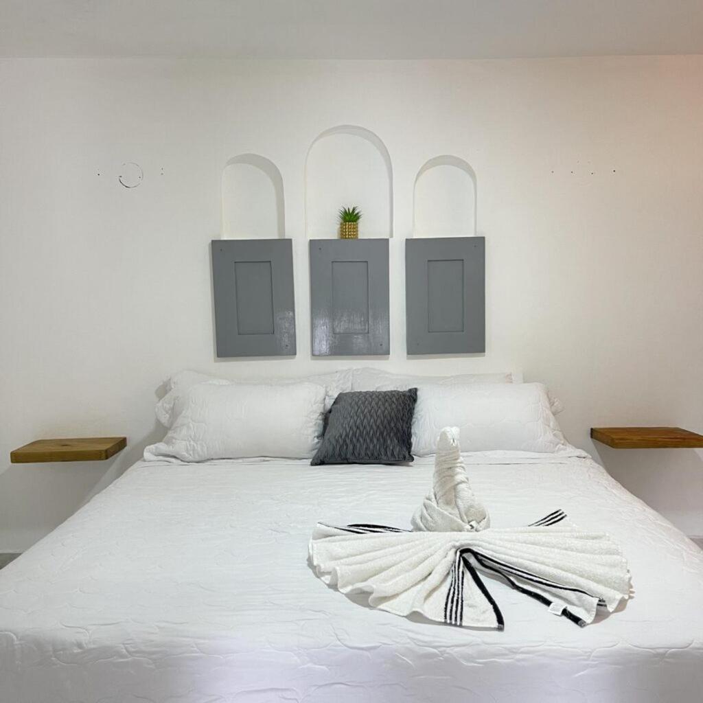 Hummingbird Cabarete Aparthotel Buitenkant foto
