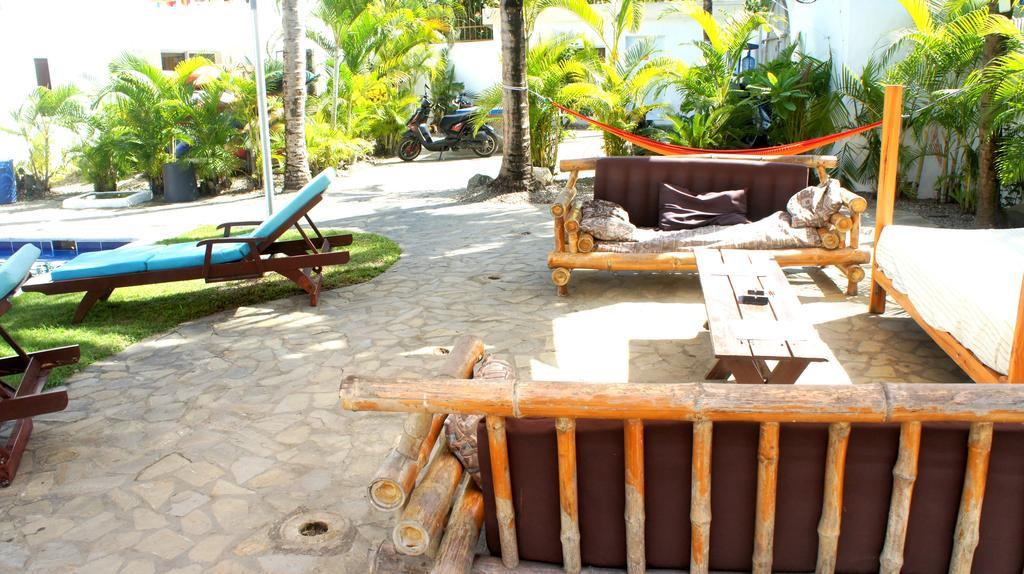 Hummingbird Cabarete Aparthotel Buitenkant foto
