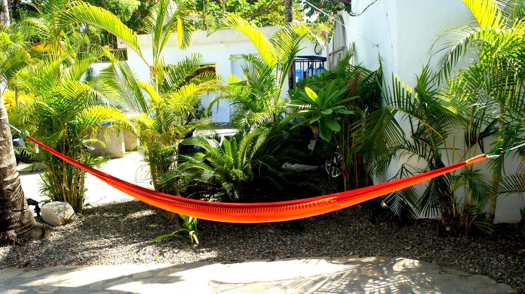 Hummingbird Cabarete Aparthotel Buitenkant foto