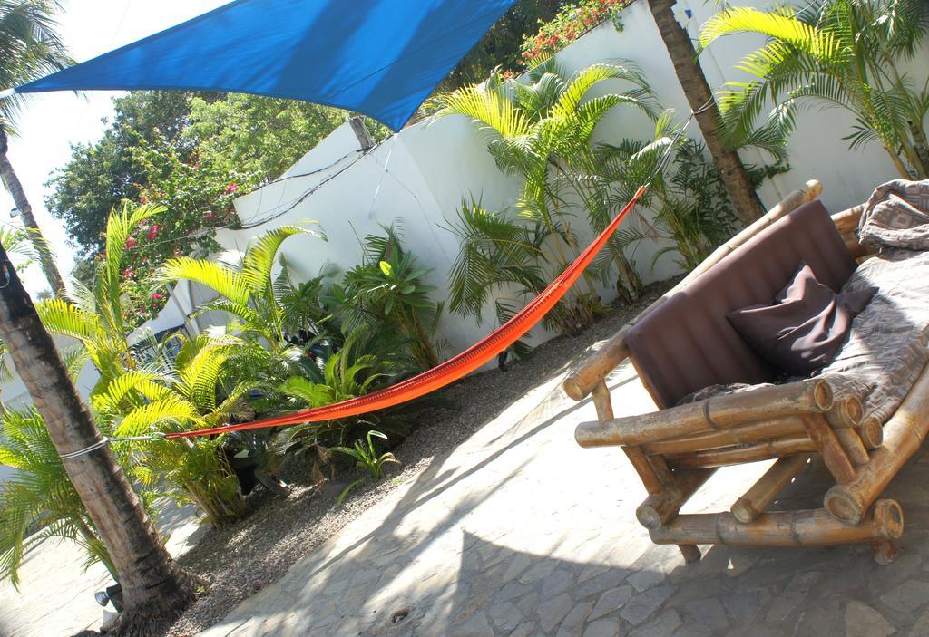 Hummingbird Cabarete Aparthotel Buitenkant foto